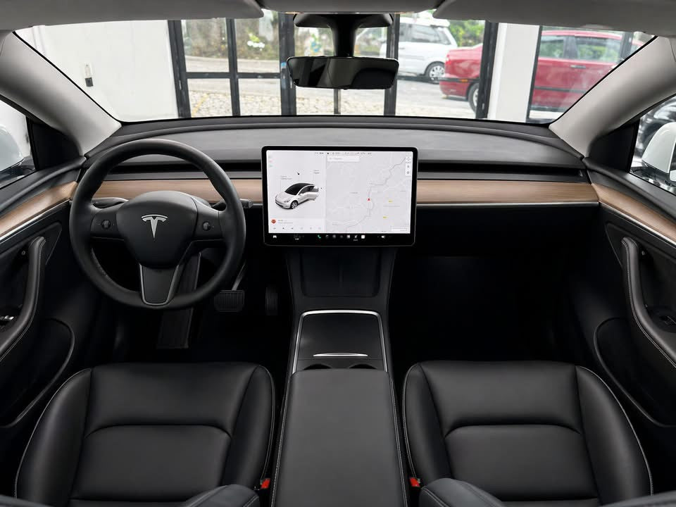 Tesla Model Y Long Range Dual Motor AWD | 2021 | 514cv | Elétrico | 4x4 Dual Motor AWD | 514hp performance and safety on any road ✅ Full extras | Panoramic roof | Complete Tesla technology ✅