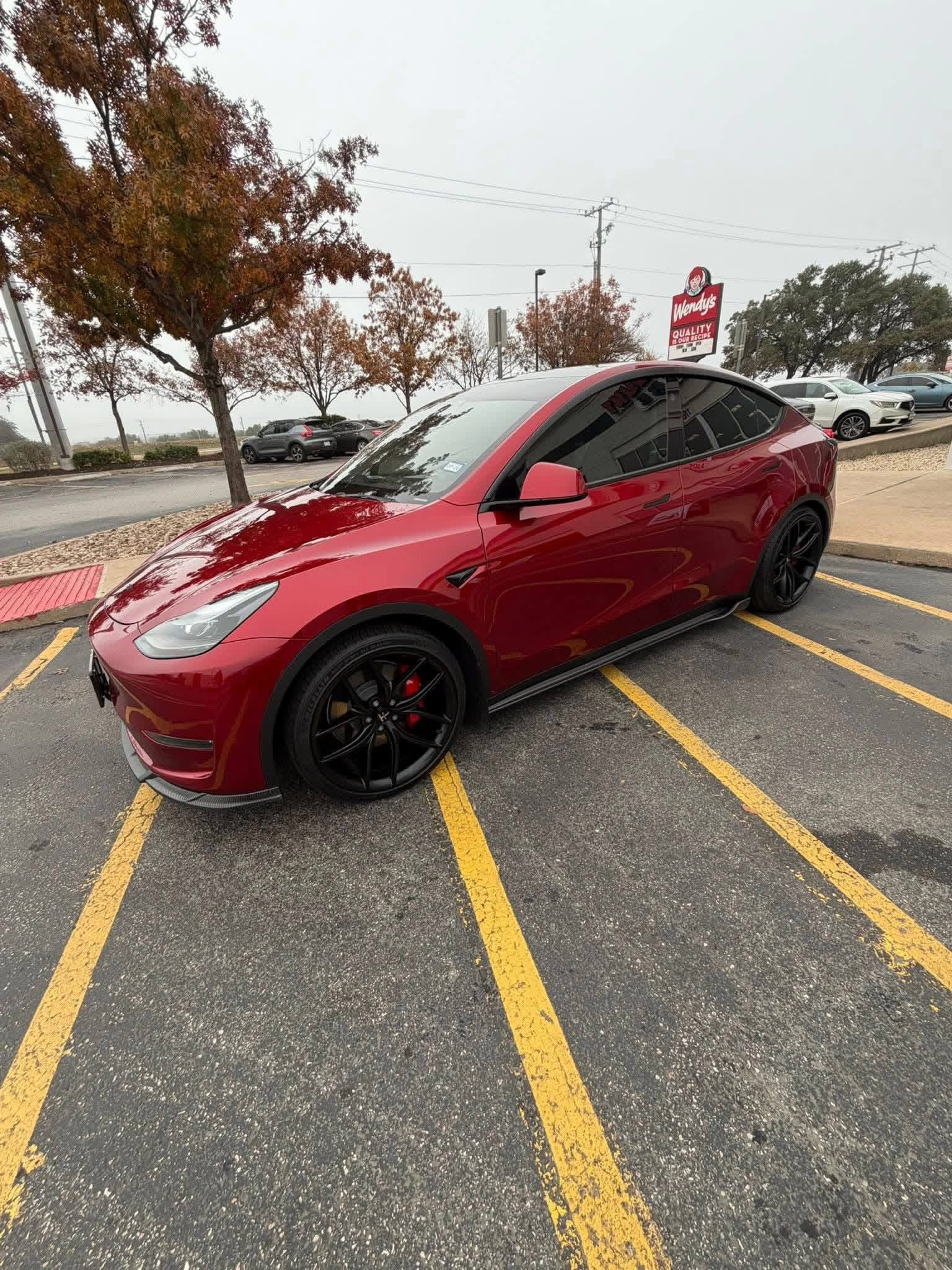Tesla Model Y | The Future, Refined. ⚡️ Exploring the limits of the 2026 Model Y "Juniper" update. 🏎️ 0-60 in 3.5s | 🔋 330+ Mile Range 🤖 FSD (Supervised) | 📱 15.4” Cinematic Display Driving the world’s best-selling SUV into a new era.